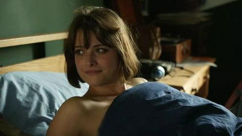 成人之间,成人世界的情感解码与人际交往智慧